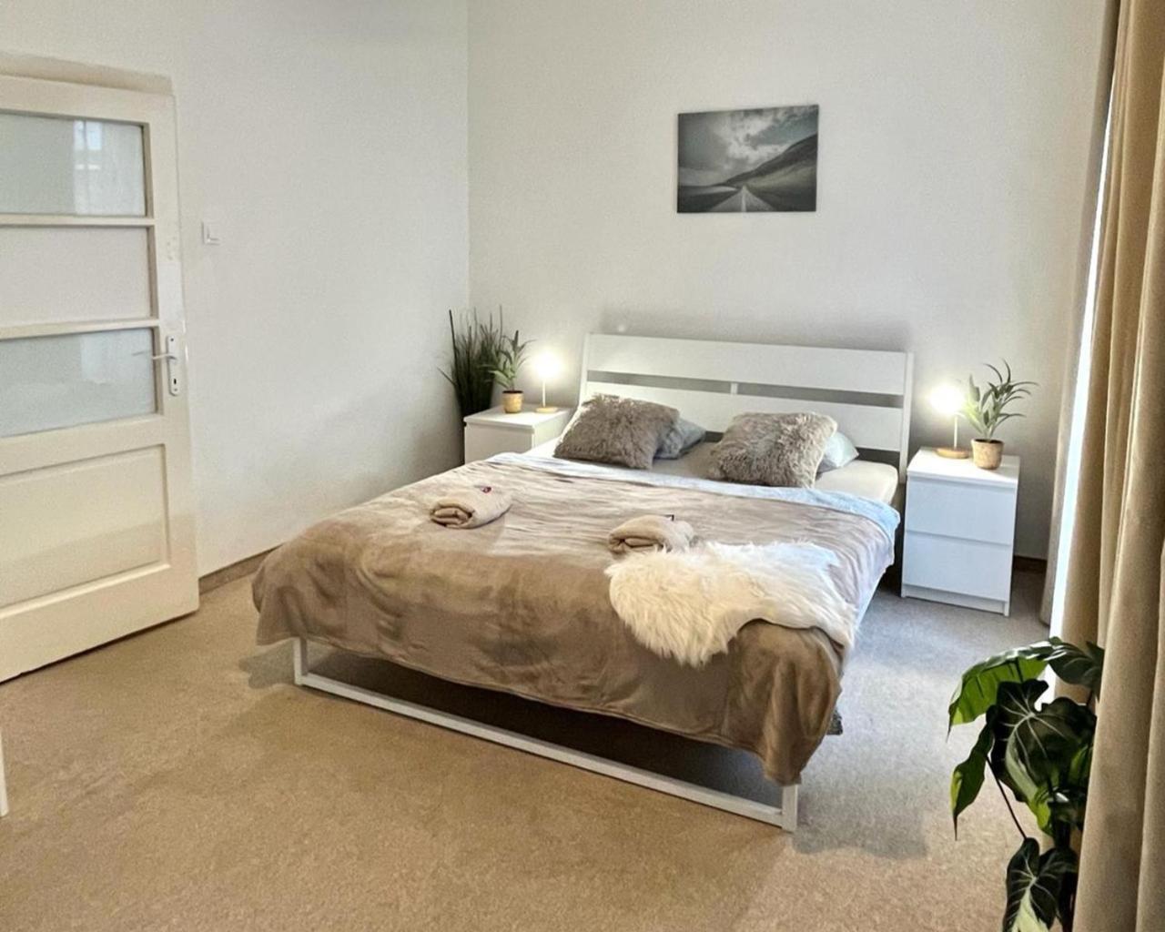 Apartment Lea - Old Town 브라티슬라바 외부 사진