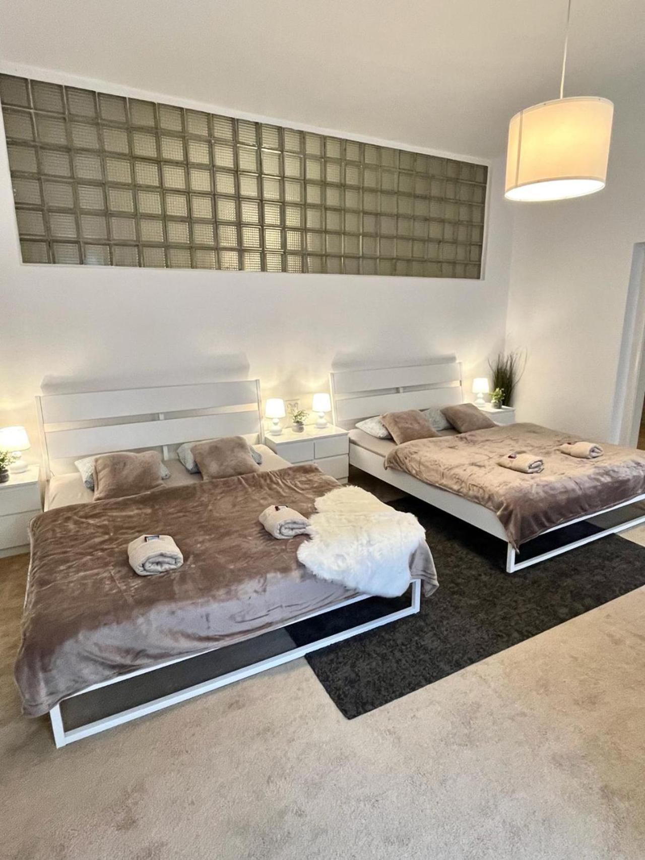 Apartment Lea - Old Town 브라티슬라바 외부 사진
