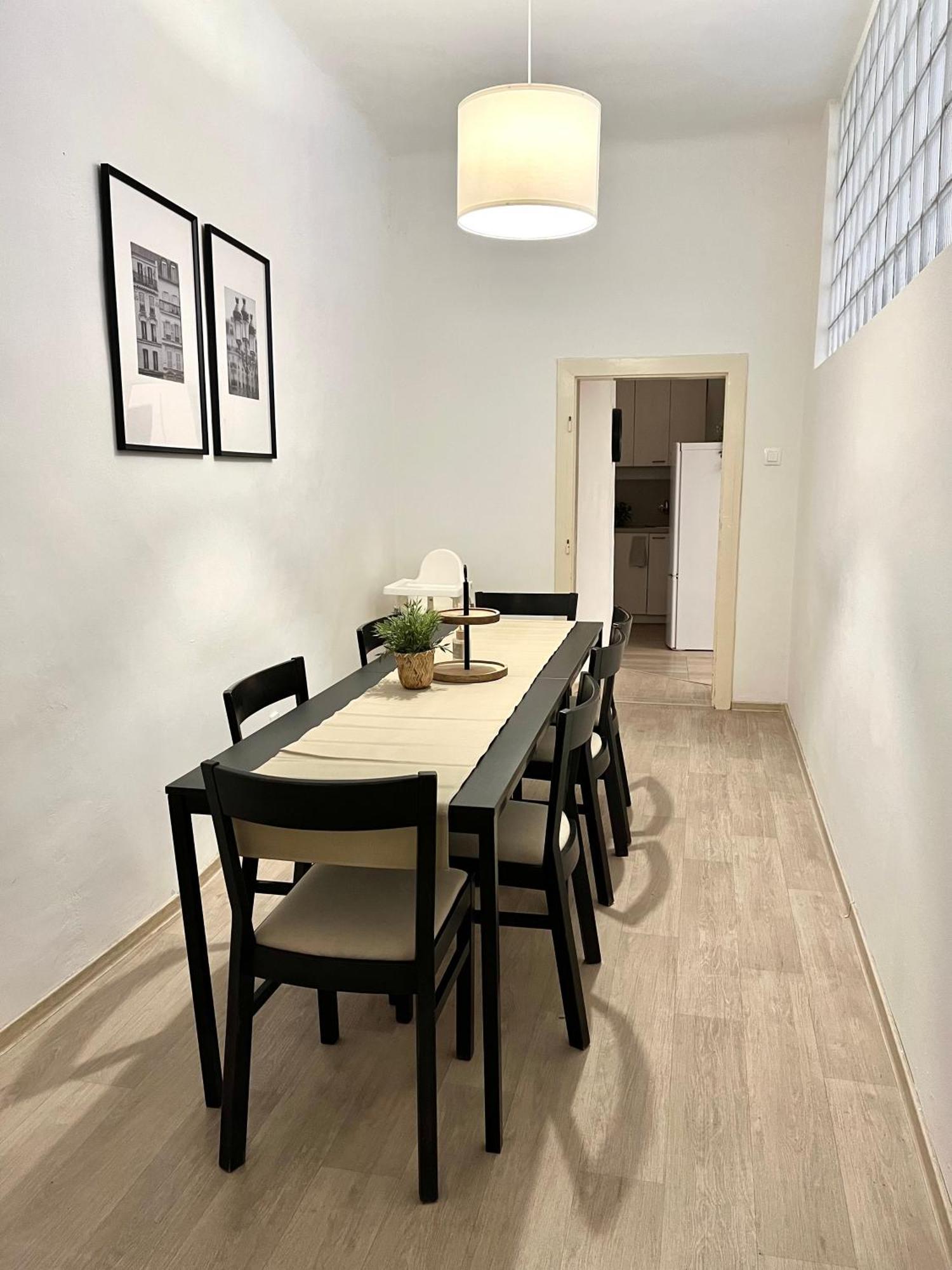 Apartment Lea - Old Town 브라티슬라바 외부 사진