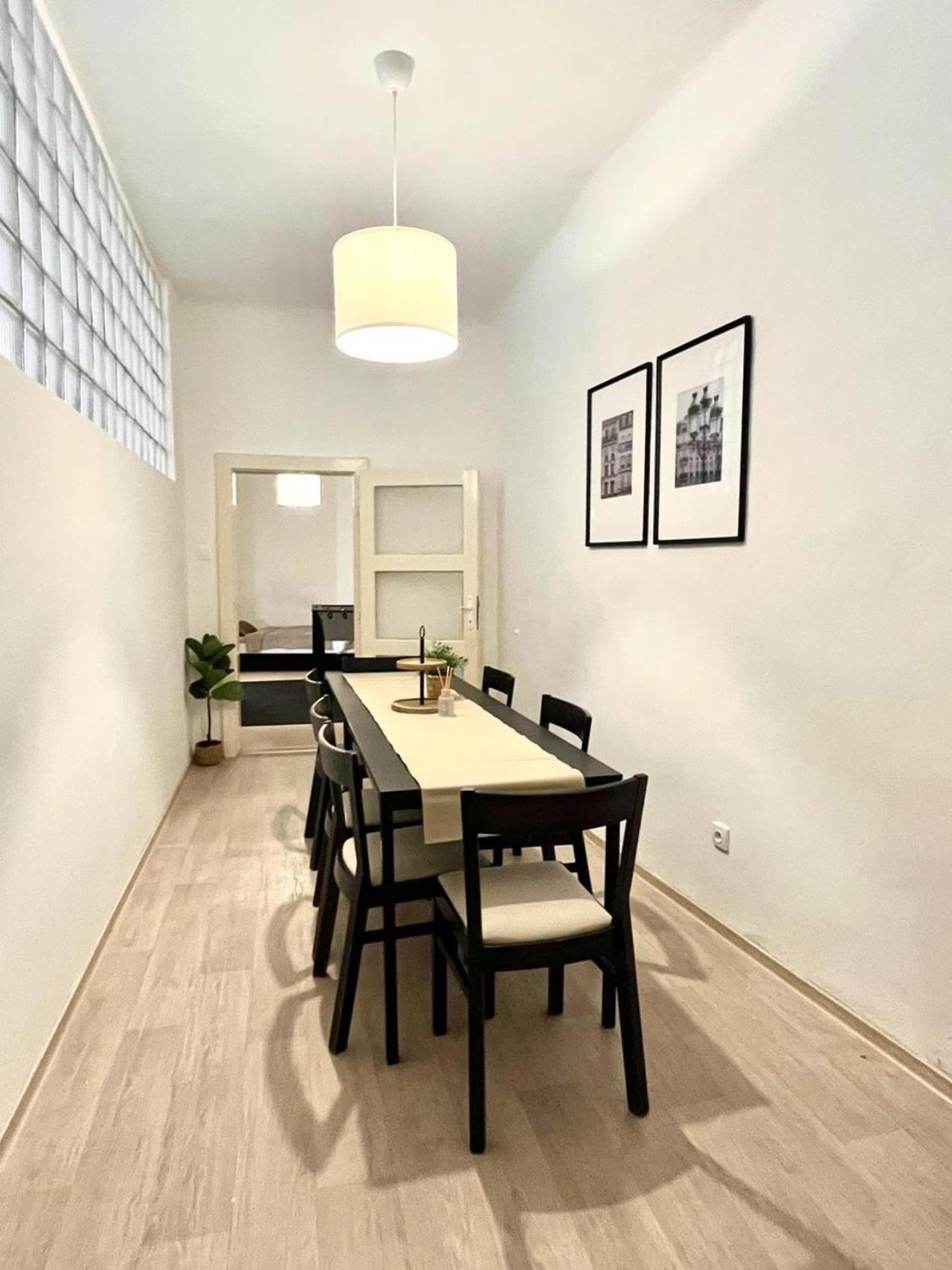 Apartment Lea - Old Town 브라티슬라바 외부 사진